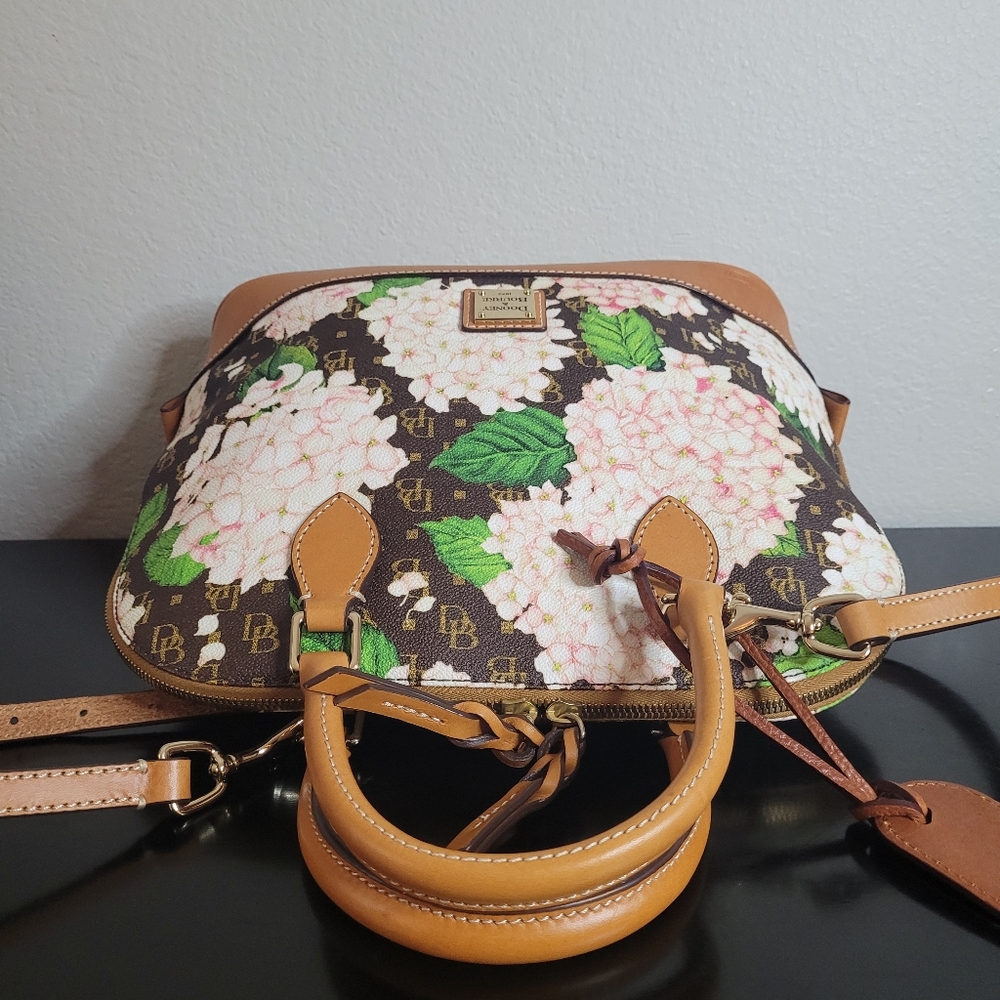 Dooney & Bourke Hydrangea Monogram Bitsy Zip Zip Dome Satchel - Picture 10 of 16